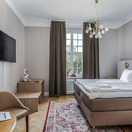 Livgrenadjaermaessen Hotell-Fest-Konferens Linköping Kültér fotó