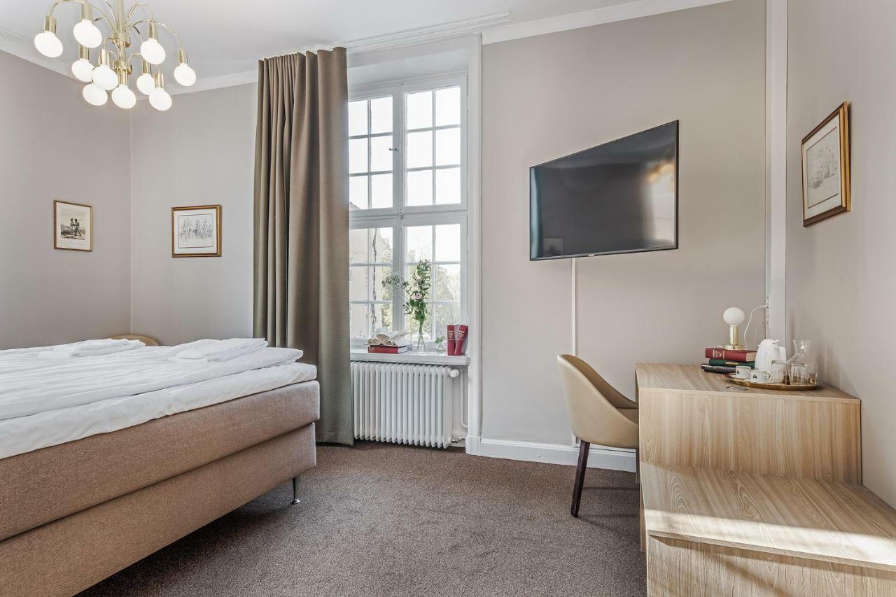 Livgrenadjaermaessen Hotell-Fest-Konferens Linköping Kültér fotó