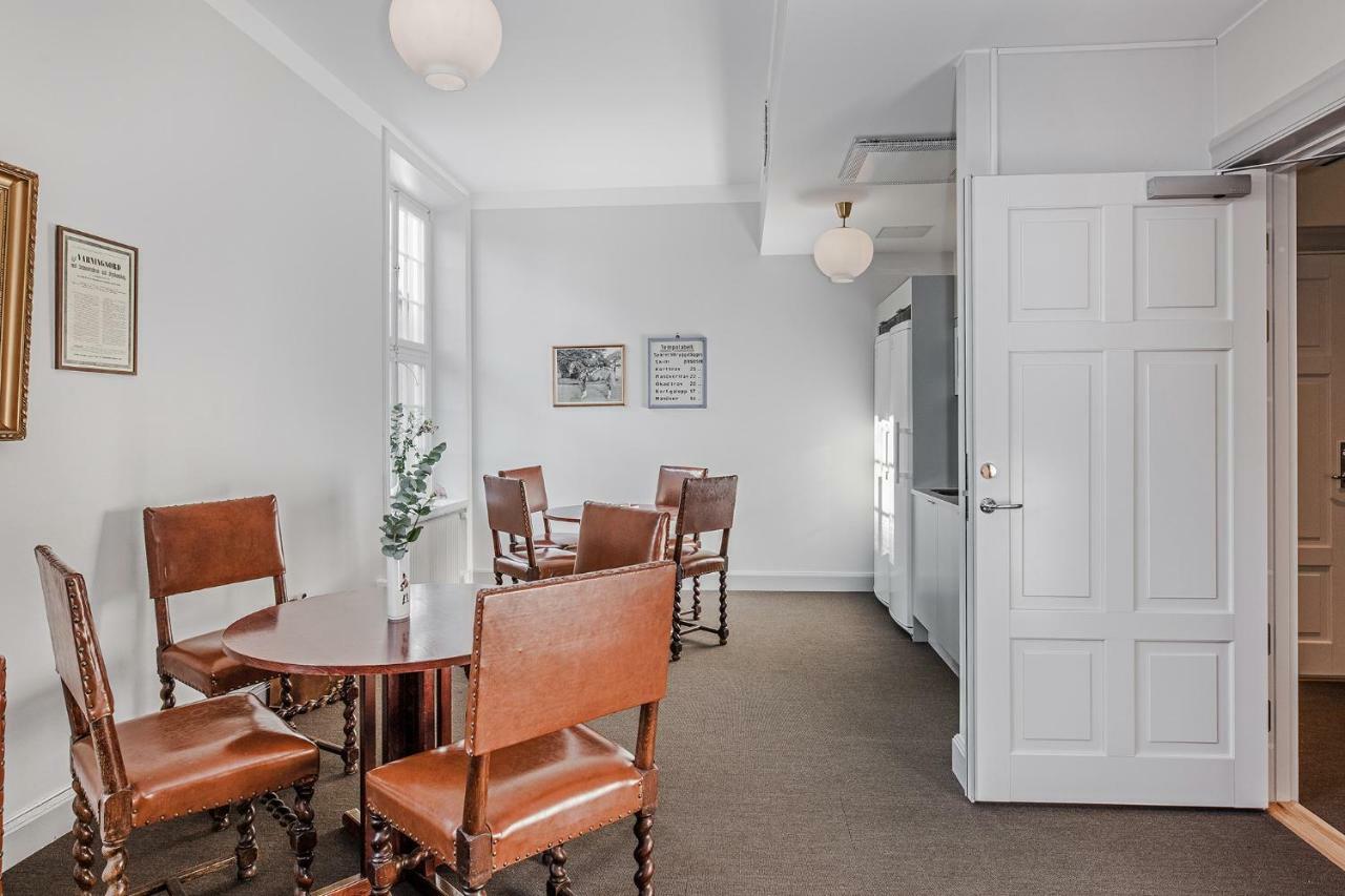 Livgrenadjaermaessen Hotell-Fest-Konferens Linköping Kültér fotó