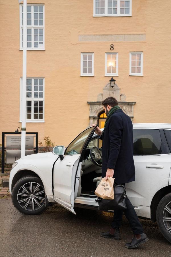 Livgrenadjaermaessen Hotell-Fest-Konferens Linköping Kültér fotó